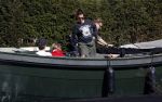 Amsterdam 19 april 2020
Prins Bernhard Prinses Annette en hun kinderen aan het varen op de grachten van Amsterdam . Ze varen in een groene waterdream ( Merk van Prins Bernhard)