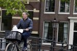 Amsterdam 28 april 2020
Raoul Heertje op de fiets in het centrum van Amsterdam.