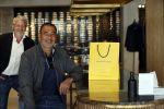 Amsterdam 20 april 2020
Ruud Gullit aan het winkelen bij the society shop .