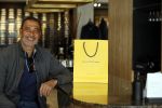 Amsterdam 20 april 2020
Ruud Gullit aan het winkelen bij the society shop .