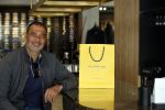 Amsterdam 20 april 2020
Ruud Gullit aan het winkelen bij the society shop .