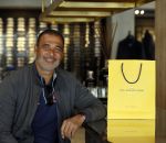 Amsterdam 20 april 2020
Ruud Gullit aan het winkelen bij the society shop .