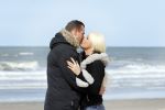 Scheveningen 3 april 2020
Samantha de Jong Barbie met haar nieuwe vriend op het strand van Scheveningen