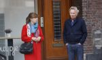 Amsterdam 25 april 2020
Tom Egbers en zijn  vrouw Janke Dekker halen samen een ijsje op de beethovenstraat