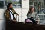 Schiphol en ibiza 23 en 24 april 2021
Andre Hazes gaat voor het eerst op vakantie met zijn nieuwe vriendin Sarah v Soelen . Ook de neef van zijn moeder Andy en zijn vrouw zijn erbij alsmede nog 2 stellen.