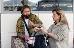 Schiphol en ibiza 23 en 24 april 2021
Andre Hazes gaat voor het eerst op vakantie met zijn nieuwe vriendin Sarah v Soelen . Ook de neef van zijn moeder Andy en zijn vrouw zijn erbij alsmede nog 2 stellen.