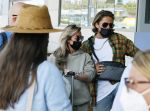 Schiphol en ibiza 23 en 24 april 2021
Andre Hazes gaat voor het eerst op vakantie met zijn nieuwe vriendin Sarah v Soelen . Ook de neef van zijn moeder Andy en zijn vrouw zijn erbij alsmede nog 2 stellen.