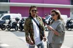 Schiphol en ibiza 23 en 24 april 2021
Andre Hazes gaat voor het eerst op vakantie met zijn nieuwe vriendin Sarah v Soelen . Ook de neef van zijn moeder Andy en zijn vrouw zijn erbij alsmede nog 2 stellen.