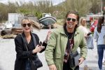 Schiphol en ibiza 23 en 24 april 2021
Andre Hazes gaat voor het eerst op vakantie met zijn nieuwe vriendin Sarah v Soelen . Ook de neef van zijn moeder Andy en zijn vrouw zijn erbij alsmede nog 2 stellen.