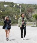 Schiphol en ibiza 23 en 24 april 2021
Andre Hazes gaat voor het eerst op vakantie met zijn nieuwe vriendin Sarah v Soelen . Ook de neef van zijn moeder Andy en zijn vrouw zijn erbij alsmede nog 2 stellen.
