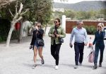 Schiphol en ibiza 23 en 24 april 2021
Andre Hazes gaat voor het eerst op vakantie met zijn nieuwe vriendin Sarah v Soelen . Ook de neef van zijn moeder Andy en zijn vrouw zijn erbij alsmede nog 2 stellen.