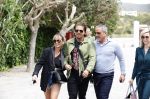 Schiphol en ibiza 23 en 24 april 2021
Andre Hazes gaat voor het eerst op vakantie met zijn nieuwe vriendin Sarah v Soelen . Ook de neef van zijn moeder Andy en zijn vrouw zijn erbij alsmede nog 2 stellen.