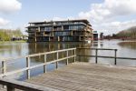 Rotterdam 7 mei 2021
Andre Hazes en zijn vriendin Sarah v Soelen hebben samen een appartement gekocht in dit prachtige complex aan het water . Het ligt dicht bij het huis waar Monique en Kleine andre wonen en dichtbij het huis van sarah haar ouders.