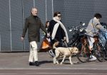 Amsterdam 1 april 2021
Bert Kuizenga en zijn vrouw met de hond aan het wandelen