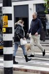 Amsterdam 5 mei 2021
Bert Kuizenga laat de hond van zijn dochter uit