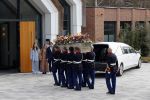 Laren 3 april 2021
Crematie van Bibian Mentel in crmatorium in Laren.
Haar man Edwin Spee en kinderen zijn aanwezig.