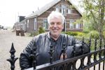 Broek en Waterland 20 mei 2021
Politie doet onderzoek naar de schietpartij/overval in Broek en Waterland . oa Karin Bloemen en boer Geet Jan v Meerveld wonen daar.