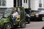 Amsterdam 3 mei 2021
Connie Witteman met Marvin Breukhoven en Constanza Breukhoben met zoon in CCCC Biro karretje