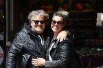 Amsterdam 12 mei 2021
Dirk Zeelenberg met zijn vrouw Suus in Amsterdam zuid
