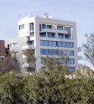 Ibiza 23 april 2021
Ruud Gullit en Estelle Cruijff hebben allebei een appartement in dit complex . Het appartement van Estelle staat te koop
