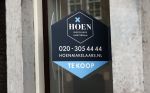 Amsterdam 21 april 2021
Frank sanders heeft zijn oude huis laten verbouwen tot meerdere appartementen . Ze staan nu te koop.
