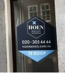 Amsterdam 21 april 2021
Frank sanders heeft zijn oude huis laten verbouwen tot meerdere appartementen . Ze staan nu te koop.