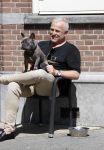 Amsterdam 12 mei 2021
Gordon met zijn hondje Toto op terras bij Blushing in Amsterdam .