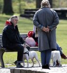 Amsterdam 16 april 2021
Hans v d Togt met vrienden en honden in het Beatrixpark