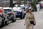 Amsterdam 3 mei 2021
Hedy d Ancona wandelend op straat in het centrum van Amsterdam