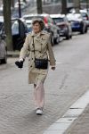 Amsterdam 3 mei 2021
Hedy d Ancona wandelend op straat in het centrum van Amsterdam