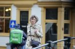 Amsterdam 3 mei 2021
Hedy d Ancona wandelend op straat in het centrum van Amsterdam