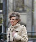Amsterdam 3 mei 2021
Hedy d Ancona wandelend op straat in het centrum van Amsterdam