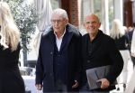 Amsterdam 12 mei 2021
Jaap v Zweden aan het winkelen met zijn vader