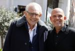 Amsterdam 12 mei 2021
Jaap v Zweden aan het winkelen met zijn vader