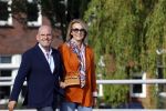 Amsterdam 13 mei 2021
Jaap v Zweden en zijn vrouw Aaltje wandelend door Amsterdam