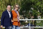 Amsterdam 13 mei 2021
Jaap v Zweden en zijn vrouw Aaltje wandelend door Amsterdam