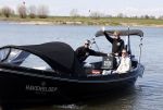 Deventer 15 april 2021
Jacques Herb vaart met een sloep en gasten daarop door Deventer.