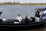 Deventer 15 april 2021
Jacques Herb vaart met een sloep en gasten daarop door Deventer.