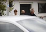 Amsterdam / Huizen 8 april 2021
Tom Egbers en janke Dekker verhuizen van Amsterdam naarHuizen . Een verhuisbedrijf verzorgt de verhuizing van het oude naar nieuwe huis.