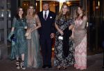 Amsterdam 12 mei 2021
Koning Willem Alexander Koningin Maxima Prinses Beatrix Prinses Amalia Alexia en Ariane bij Carre vanwege de 50e verjaardag van Koningin Maxima