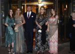 Amsterdam 12 mei 2021
Koning Willem Alexander Koningin Maxima Prinses Beatrix Prinses Amalia Alexia en Ariane bij Carre vanwege de 50e verjaardag van Koningin Maxima