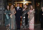 Amsterdam 12 mei 2021
Koning Willem Alexander Koningin Maxima Prinses Beatrix Prinses Amalia Alexia en Ariane bij Carre vanwege de 50e verjaardag van Koningin Maxima