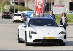 Amsterdam 12 mei 2021
Marco Borsato en Rolf Sanchez arriveren in de porsche Taycan bij Q music
