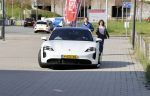 Amsterdam 12 mei 2021
Marco Borsato en Rolf Sanchez arriveren in de porsche Taycan bij Q music