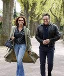 Huizen 15 mei 2021
Marco Borsato en Leontien Borsato vertrekken vanuit Huizen naar de verjaardag van Leco