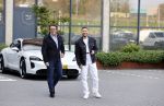 Amsterdam 12 mei 2021
Marco Borsato en Rolf Sanchez arriveren in de porsche Taycan bij Q music