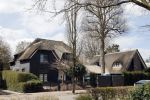 Blaricum 13 april 2021
Het oude huis van Marco en Leontine Borsato in Blaricum wordt helemaal verbouwd.