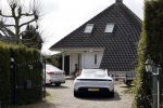 Alkmaar Stompetoren 5 april 2021
Marco en Leontine Borsato rijden met zijn porsche Taycan naar het huis van zijn moeder Mary om pasen te vieren
