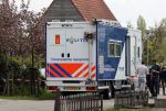 Broek en Waterland 20 mei 2021
Politie doet onderzoek naar de schietpartij/overval in Broek en Waterland . oa Karin Bloemen en boer Geet Jan v Meerveld wonen daar.