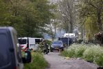 Broek en Waterland 20 mei 2021
Politie doet onderzoek naar de schietpartij/overval in Broek en Waterland . oa Karin Bloemen en boer Geet Jan v Meerveld wonen daar.